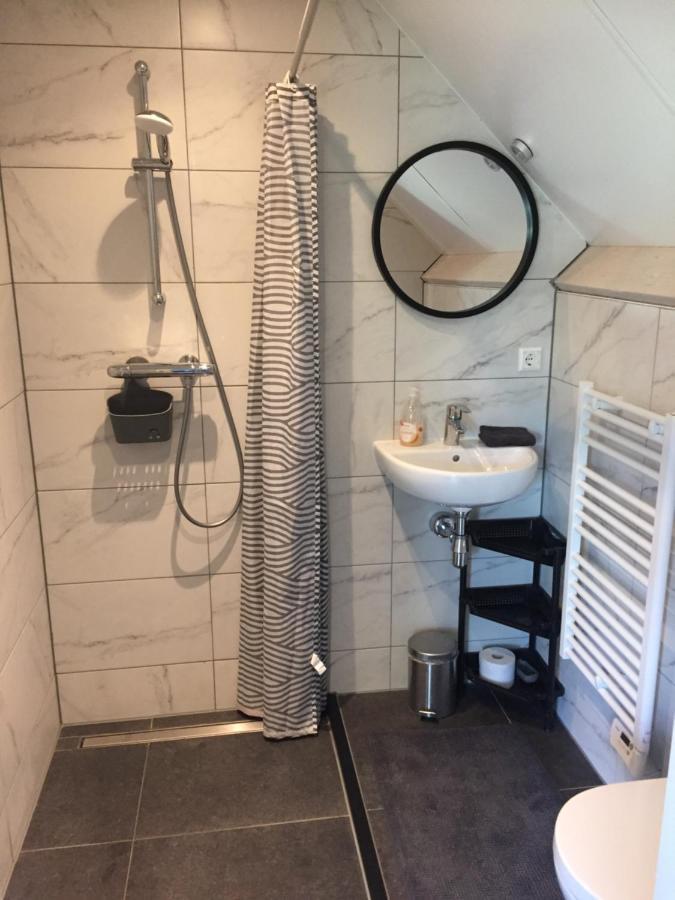 Het Boenhok Logies Bed & Breakfast Lekkerkerk Екстериор снимка