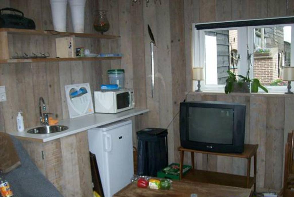 Het Boenhok Logies Bed & Breakfast Lekkerkerk Стая снимка